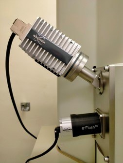 Microanalyseur X à sélection d’énergie SDD QUANTAX et Détecteur pour la diffraction d’électrons rétrodiffusés (EBSD) e-Flash QUANTAX de la marque BRUKER